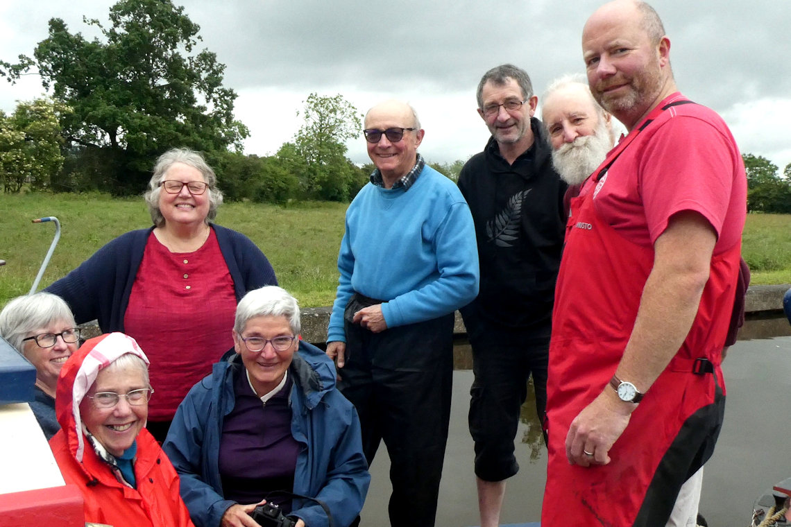 Raising Boat Rear photograph
